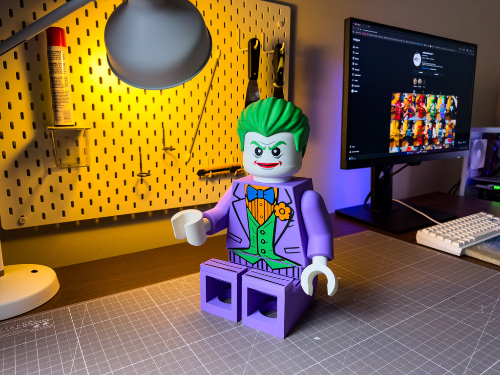 Chaotic Clown Villain Modular Figure