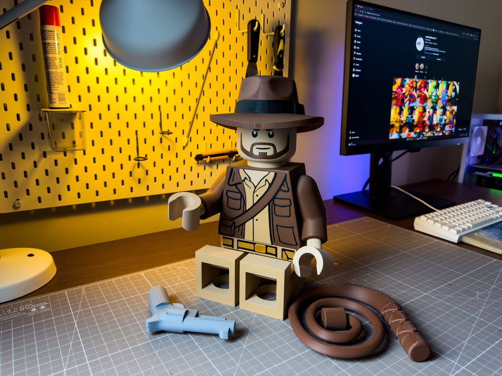 Whip-Wielding Archaeologist Modular Figure