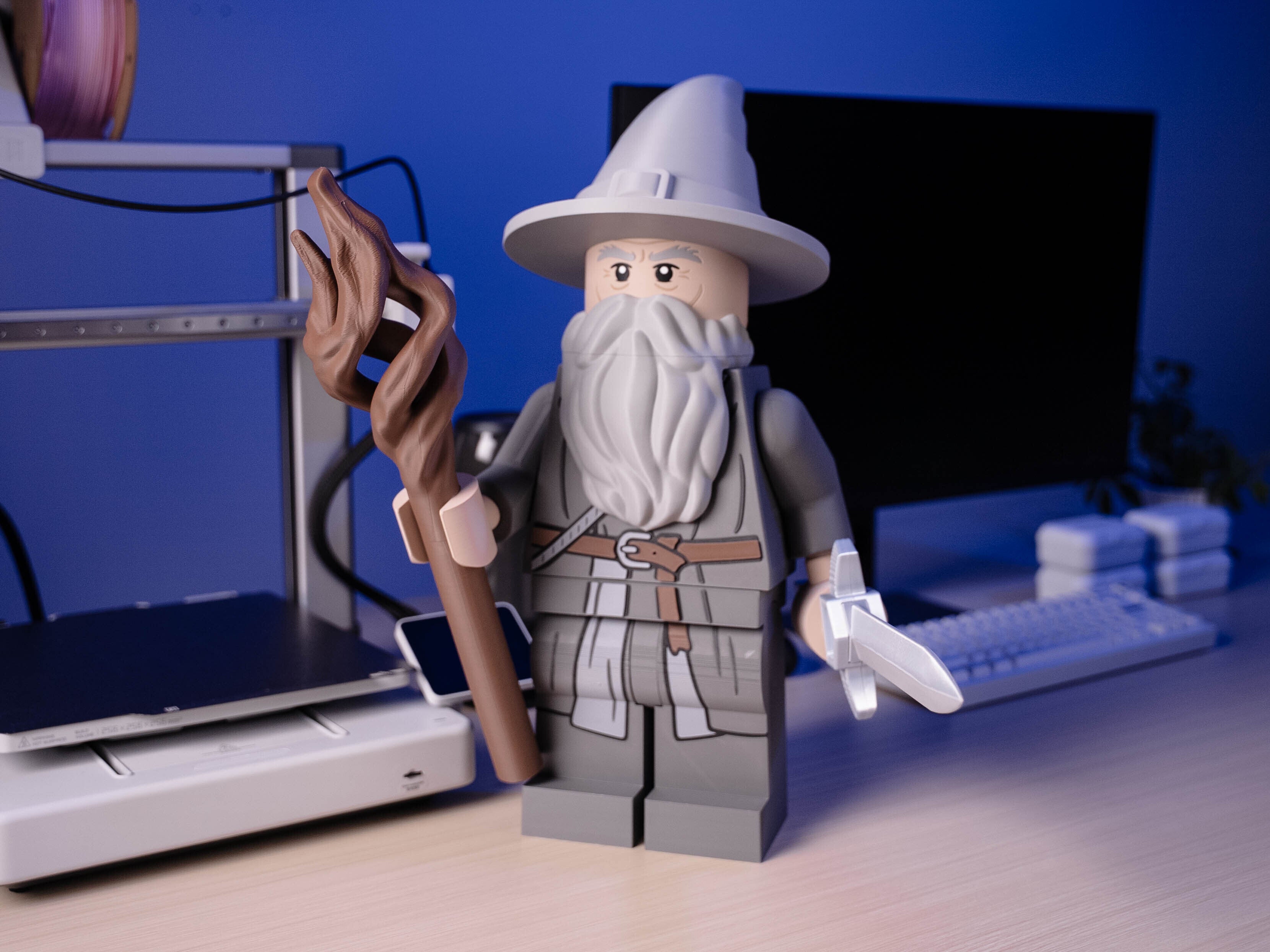 Grey Wizard of the Fellowship Modular Figure