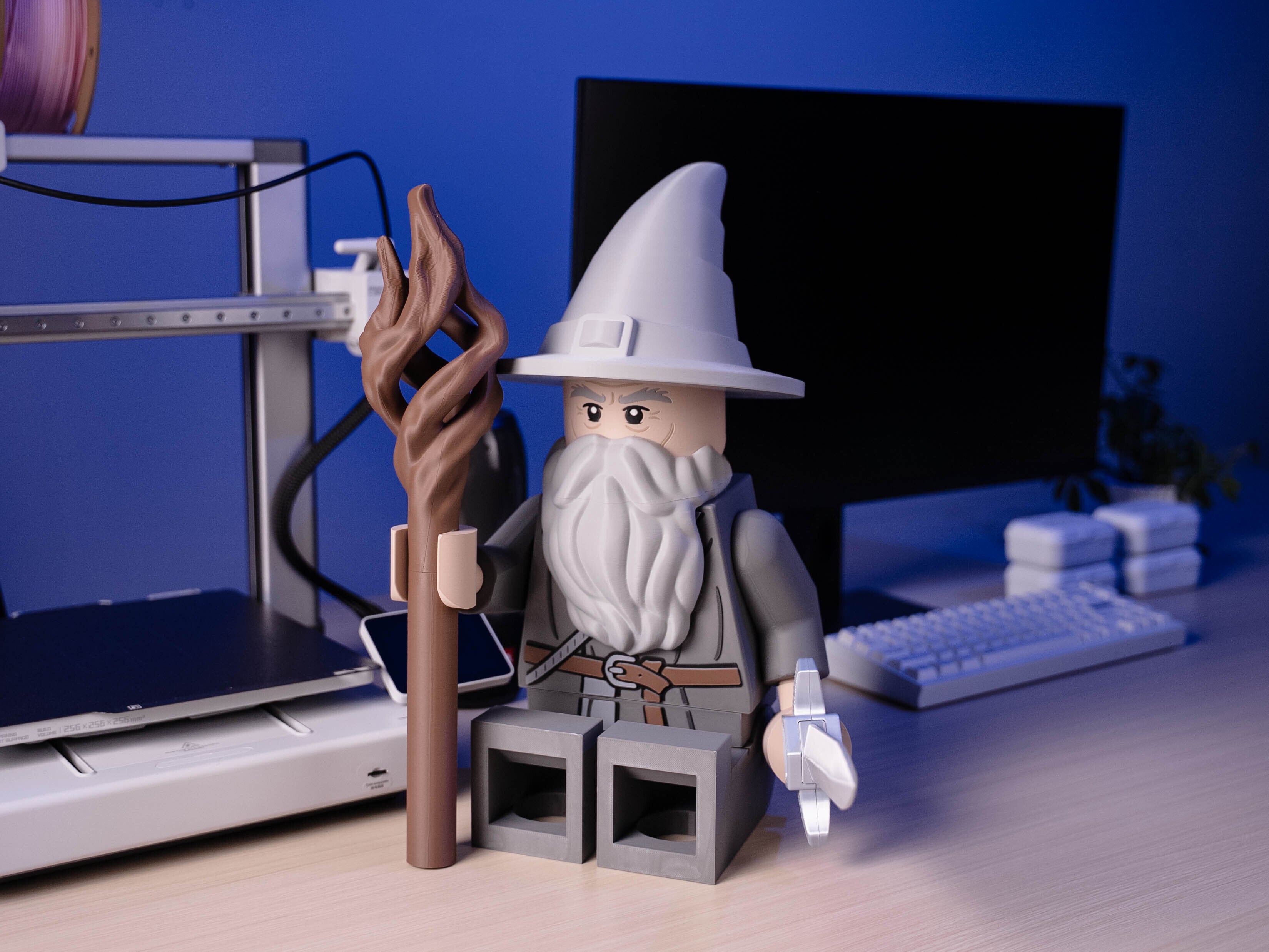 Grey Wizard of the Fellowship Modular Figure
