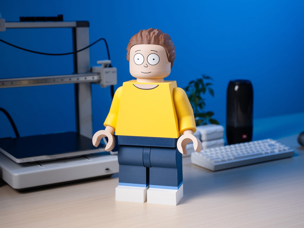 Anxious Teen Adventurer Modular Figure