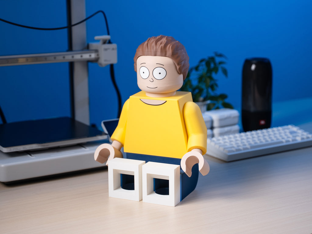 Anxious Teen Adventurer Modular Figure