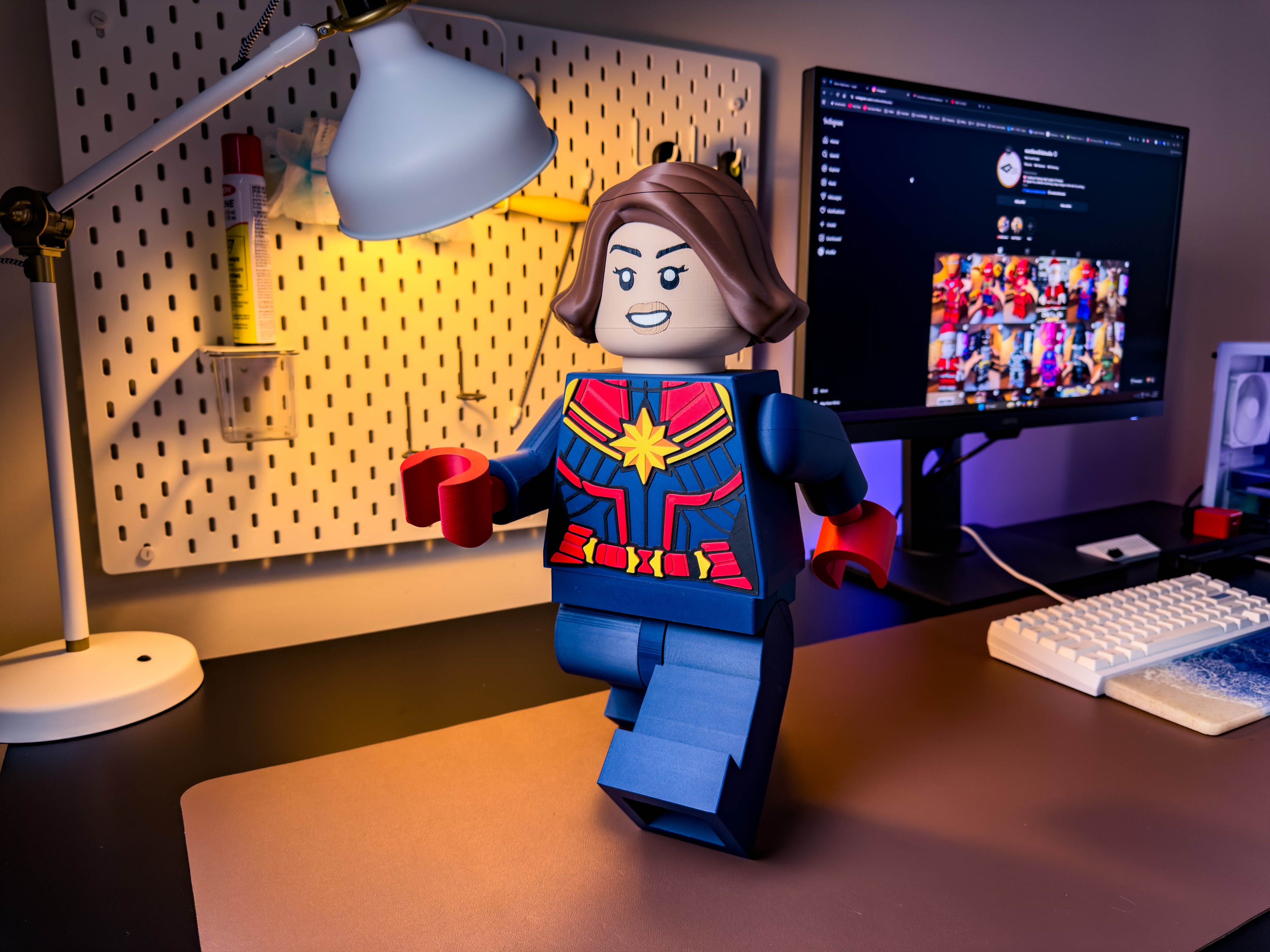 Binary Avenger Modular Figure