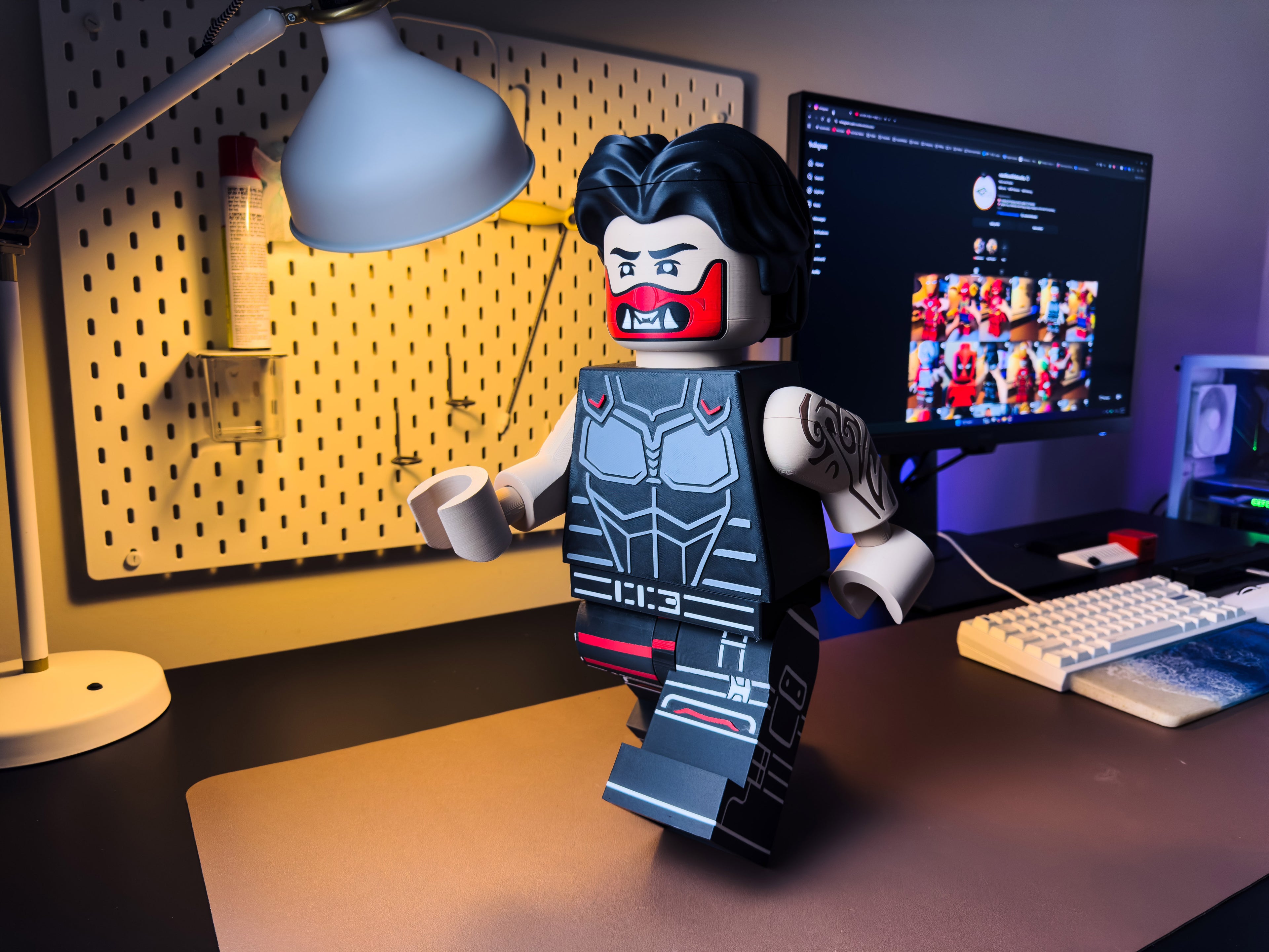 Fox Fire Battle Royale Modular Figure