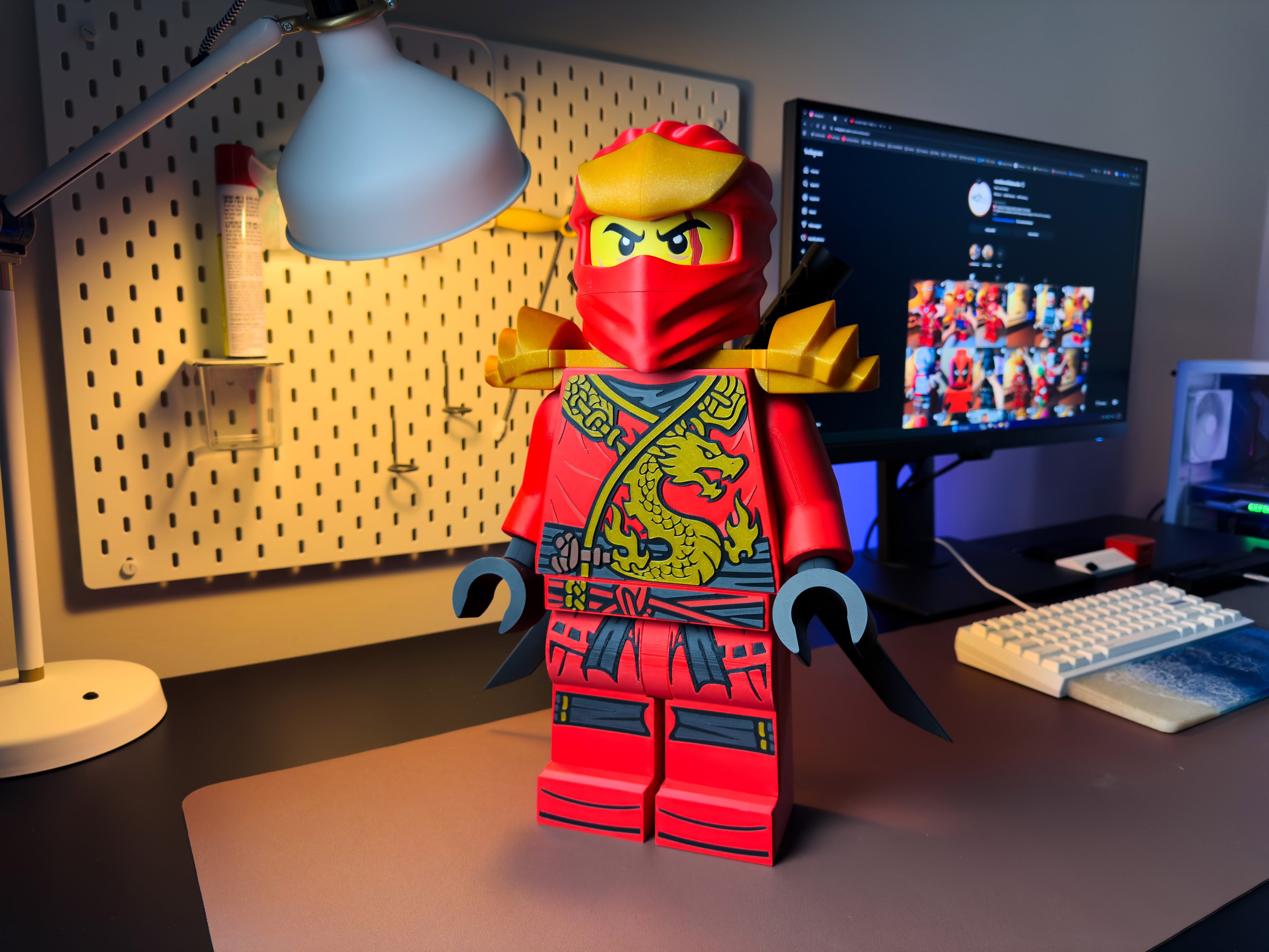Ninja of Fire Modular Figure