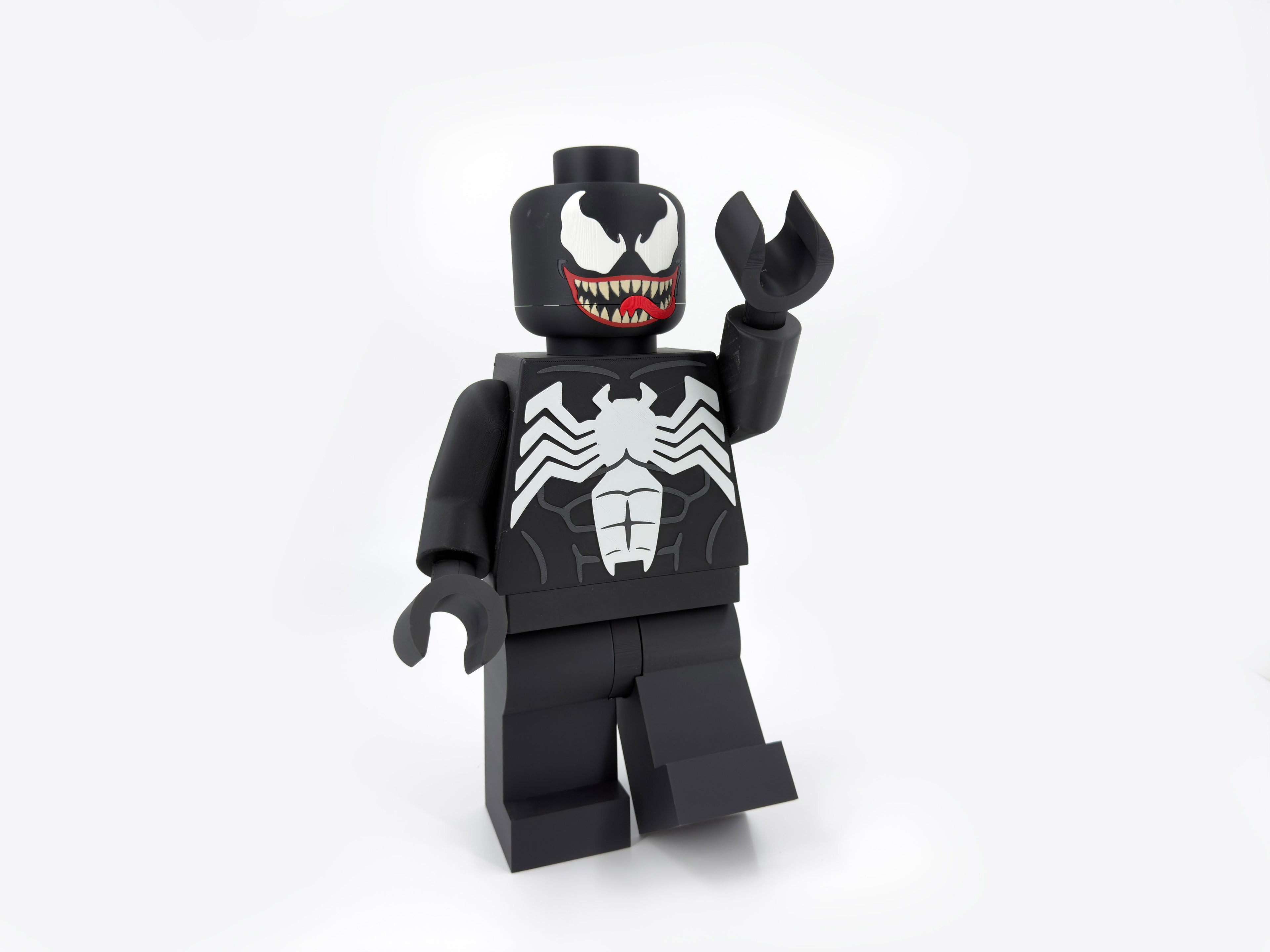 Black Symbiote Warrior Modular Figure