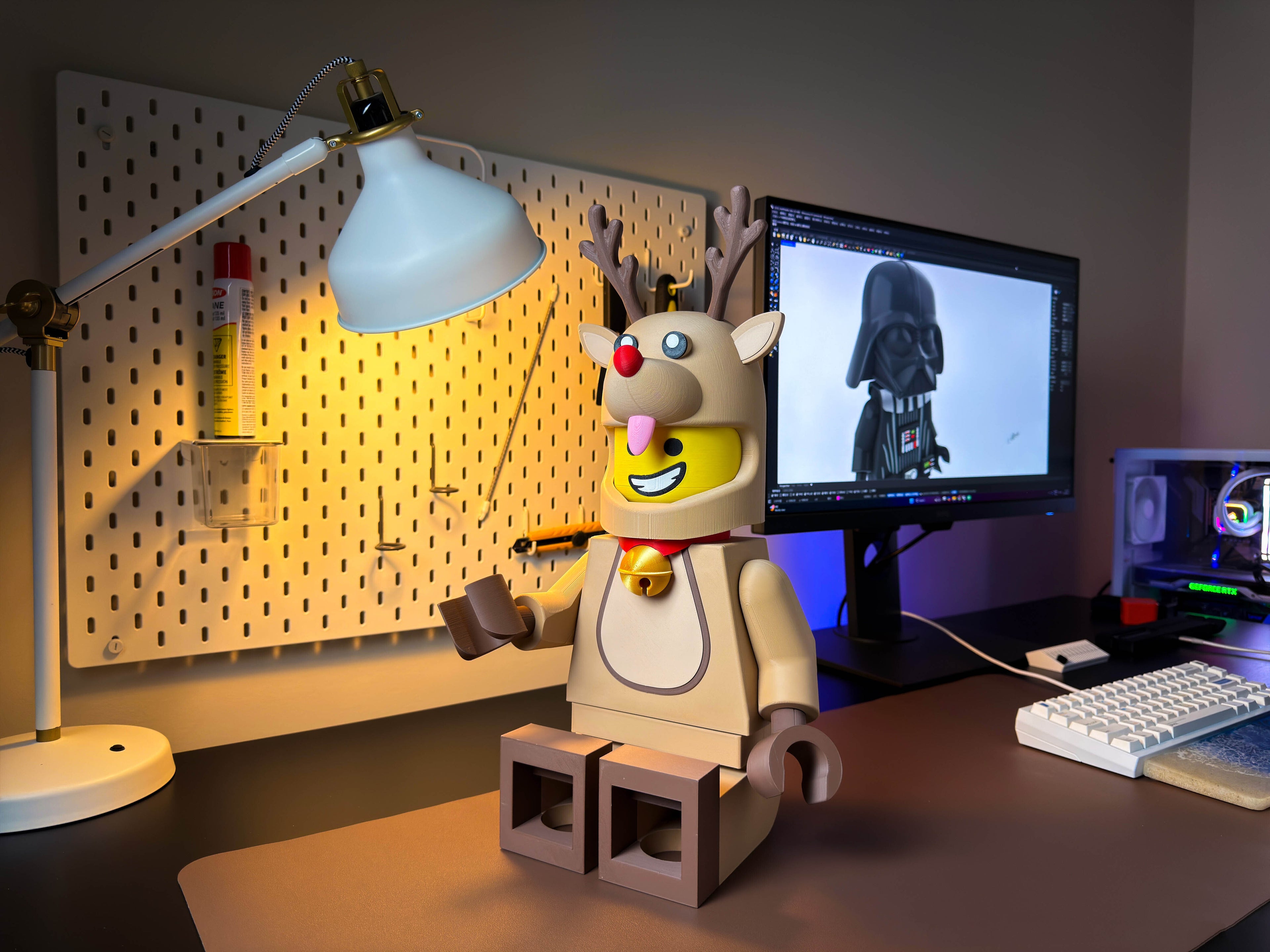 Holiday Reindeer Modular Figure