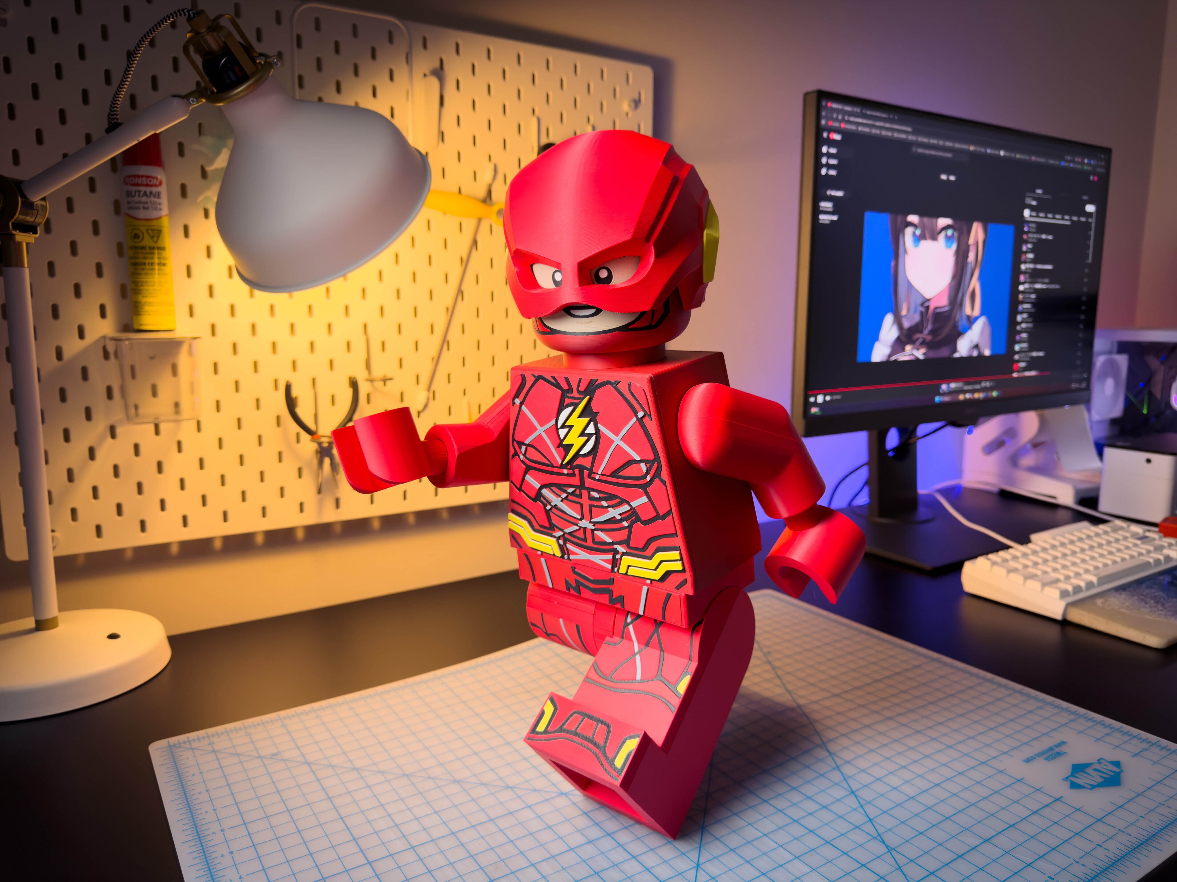 Scarlet Speedster Modular Figure