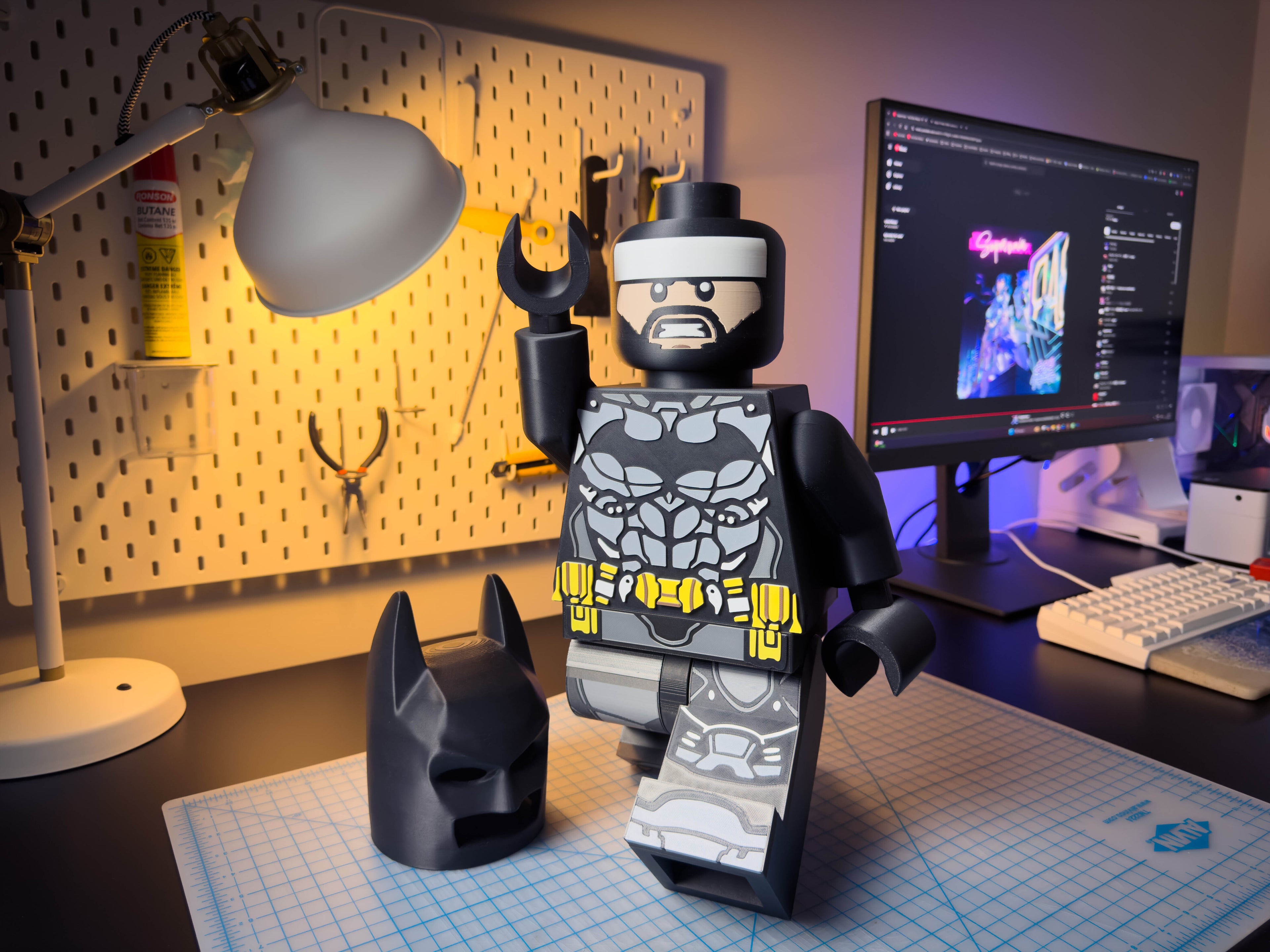 Dark Knight Modular Figure